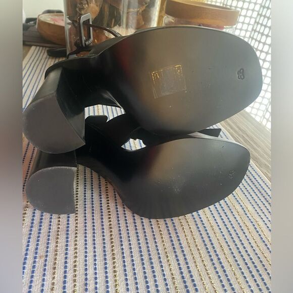 Bottega veneta high black sandals with buckle and fringes size 36 - Picture 10 of 15